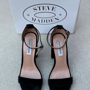 Steve Madden Elegant Black Heels with Ankle Strap
